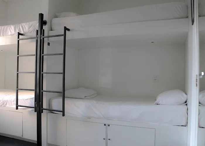 Hbb Hostel \